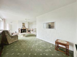 Dining Area- click for photo gallery